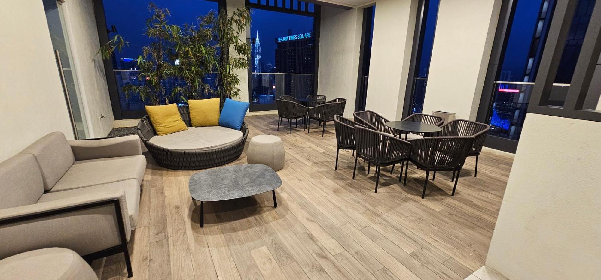 Lucentia Suites At Kuala Lumpur Esterno foto
