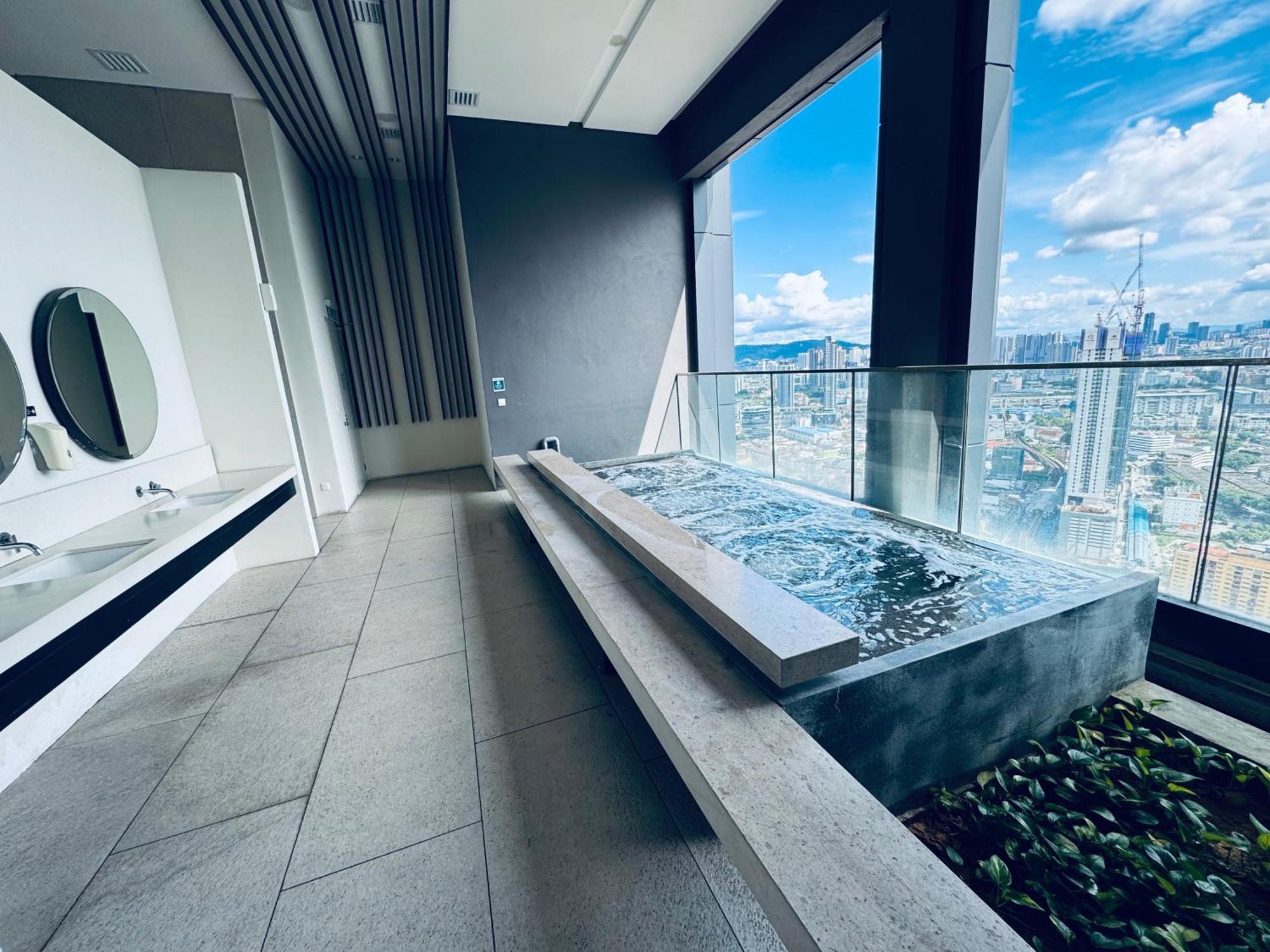 Lucentia Suites At Kuala Lumpur Esterno foto