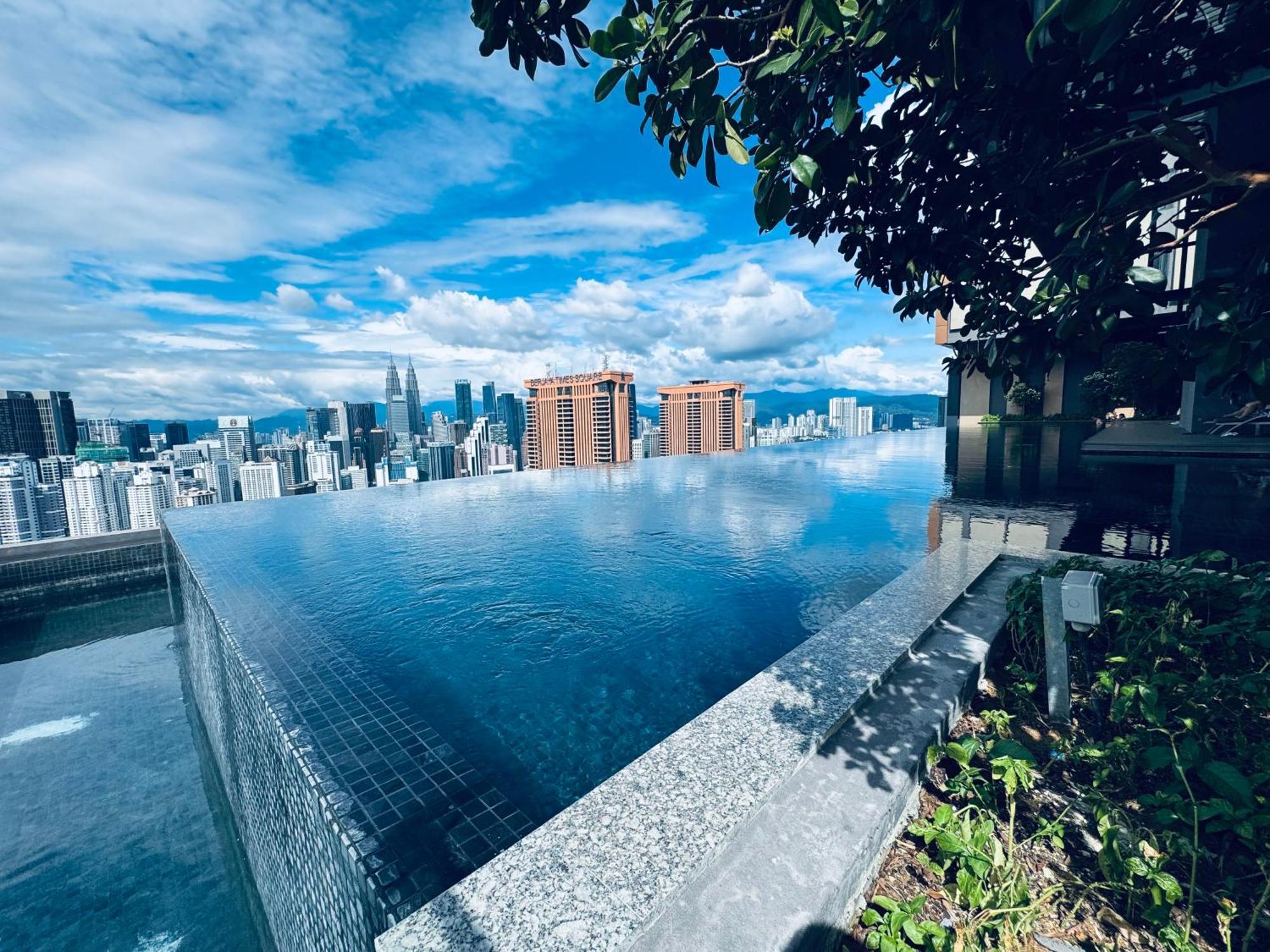 Lucentia Suites At Kuala Lumpur Esterno foto